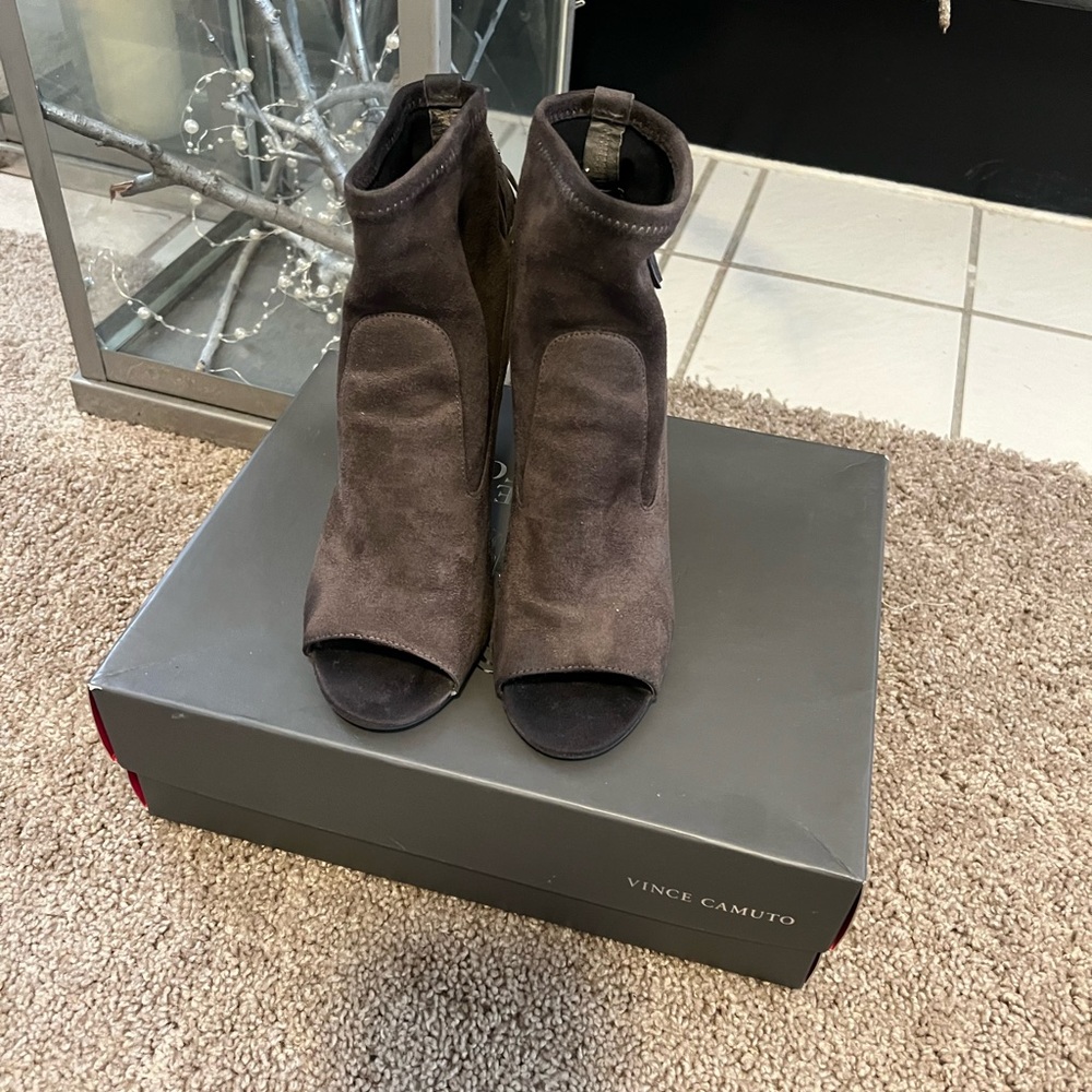 Vince Camuto Women's Brown Suede Peep-Toe Booties